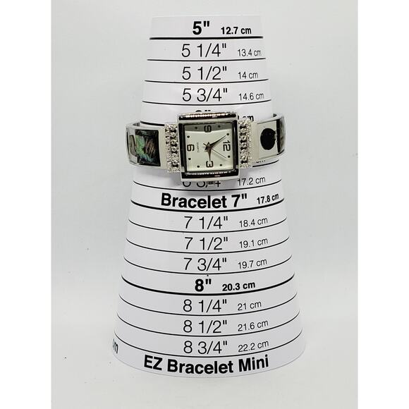 Women\'s Bangle dress watch GEN562KKL Square face/silver accents Working watch